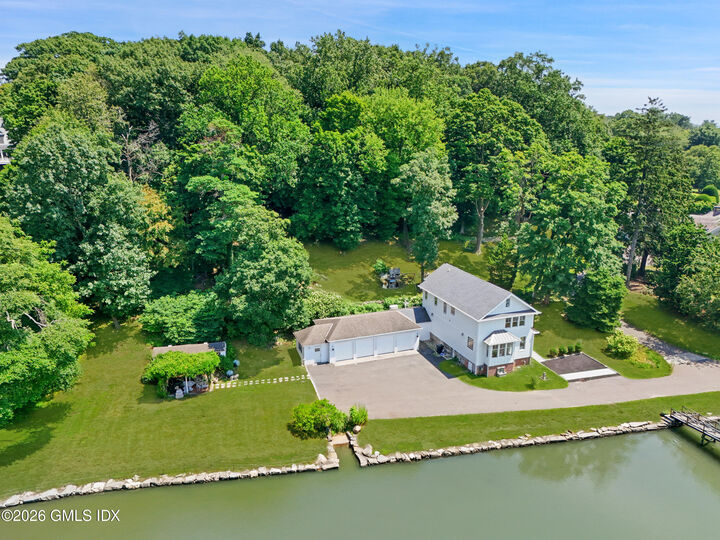 Property Photo: 31 Meadow Wood Drive CT 06830