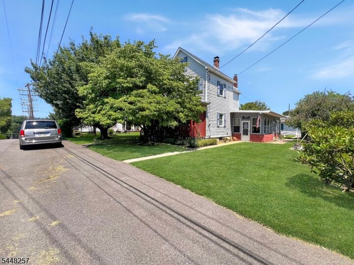 Property Photo: 725 Sayre Ave NJ 08865