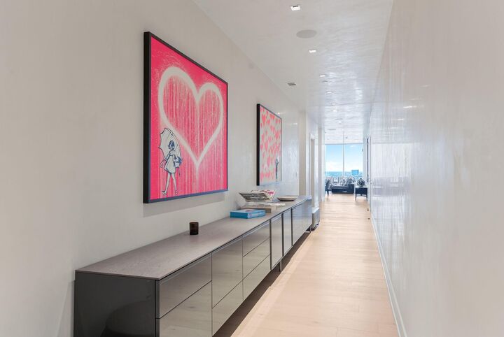 Property Photo: 1711 Allen Parkway 2704 TX 77019