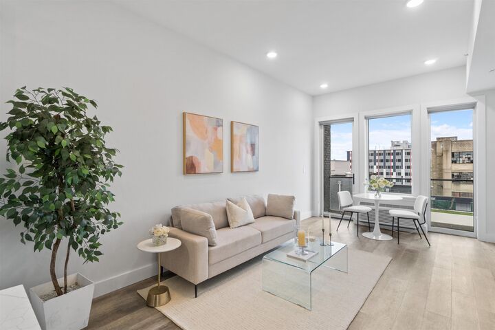 Property Photo:  412 Whiton St 601  NJ 07304 