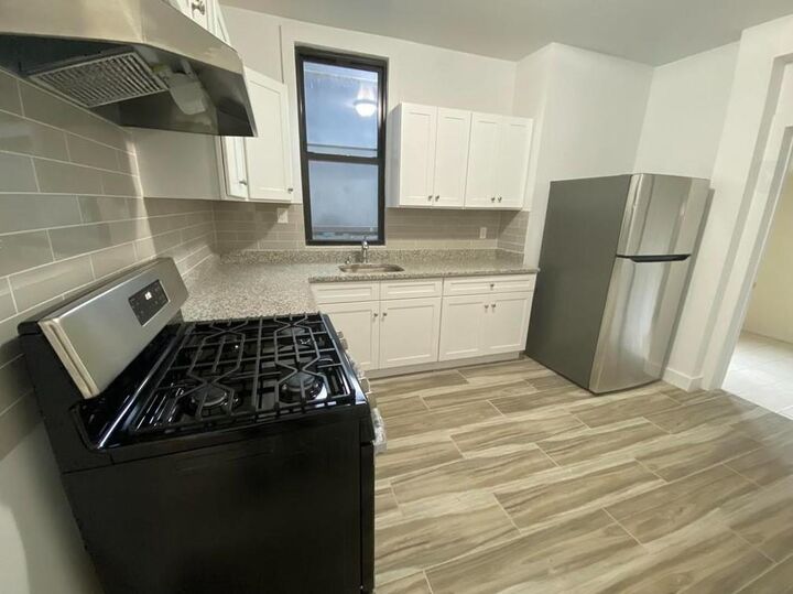 Property Photo: 84 Irving St 1 NJ 07307