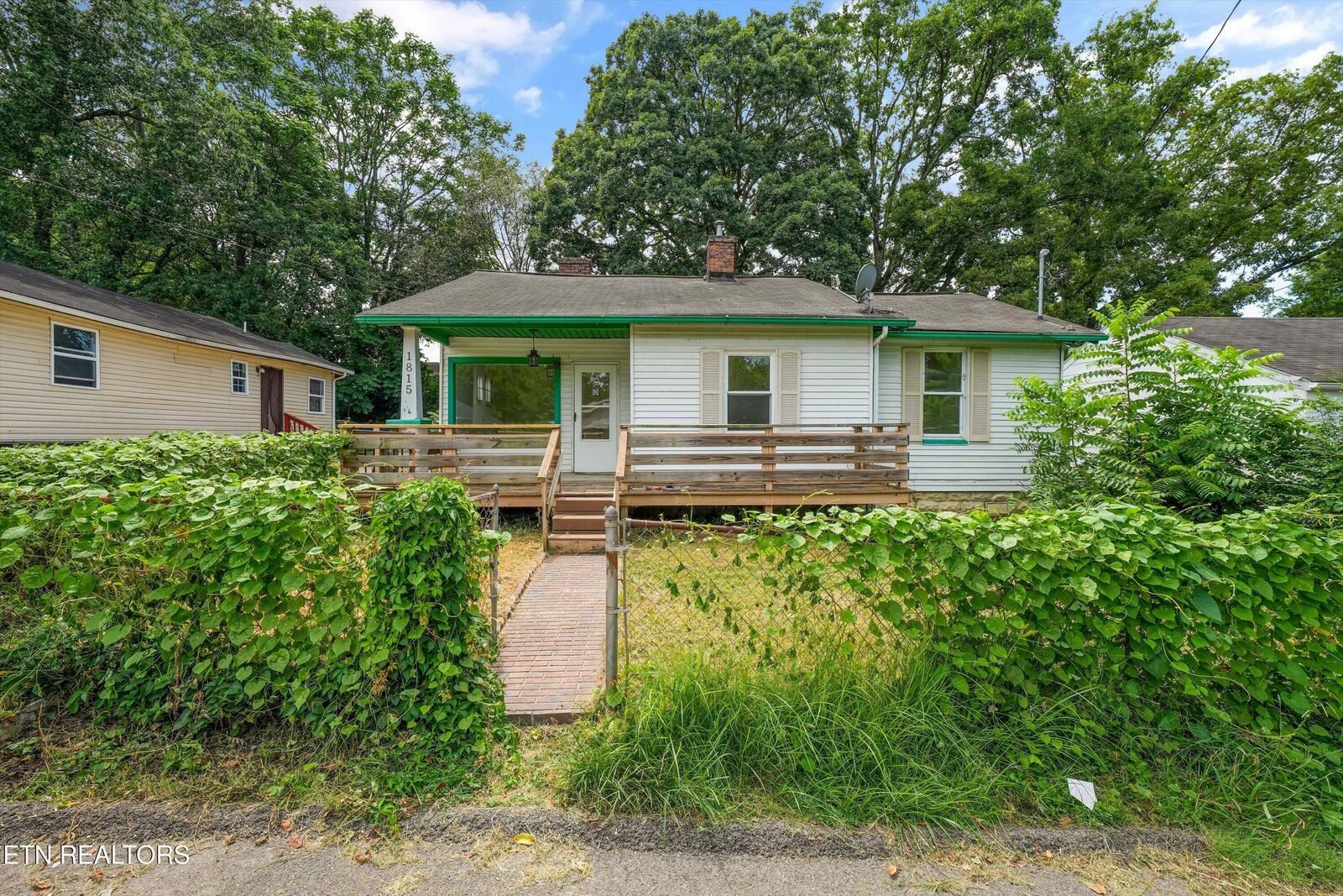 Property Photo:  1815 Fay St  TN 37921 