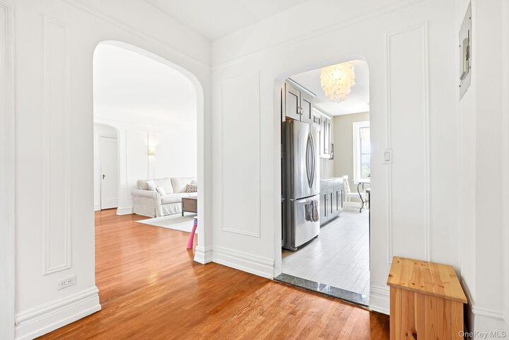 Property Photo: 1 Franklin Avenue 5F NY 10601
