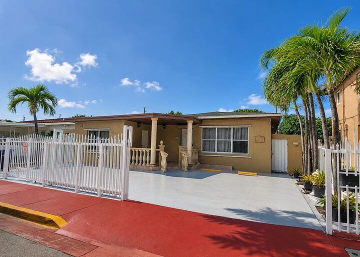 Property Photo: 955 79th Terrace FL 33141