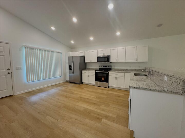 Property Photo:  826 Birch Avenue  FL 34452 