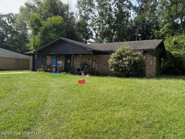 Property Photo: 1009 Shirley Drive MS 39503