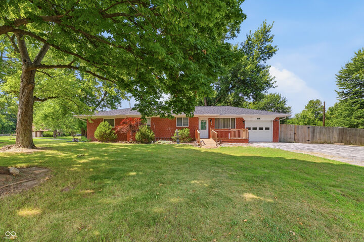 Property Photo: 621 Fabyan Road IN 46217