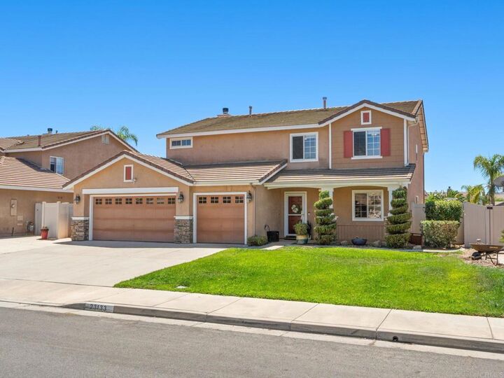Property Photo:  23133 Teil Glen Road  CA 92595 