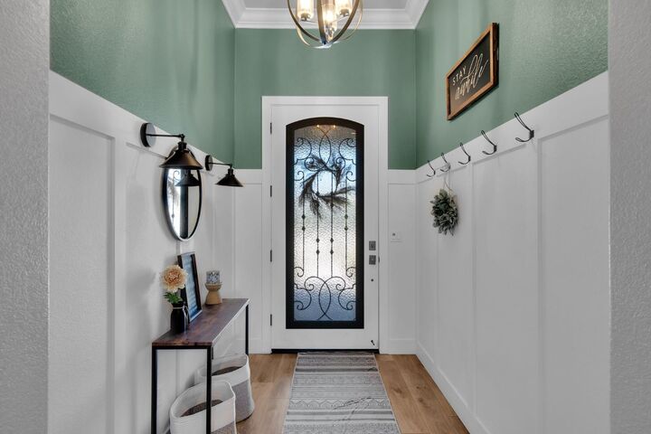 Property Photo: 2180 Antinori Way CA 95337