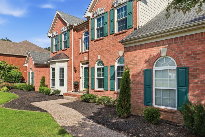 Property Photo:  2010 Brunswick Dr  TN 37087 