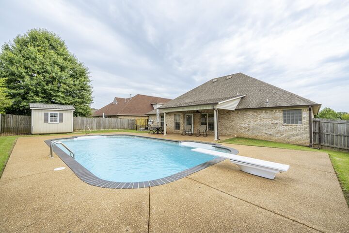 Property Photo:  55 Hemingway Cv  TN 38305 