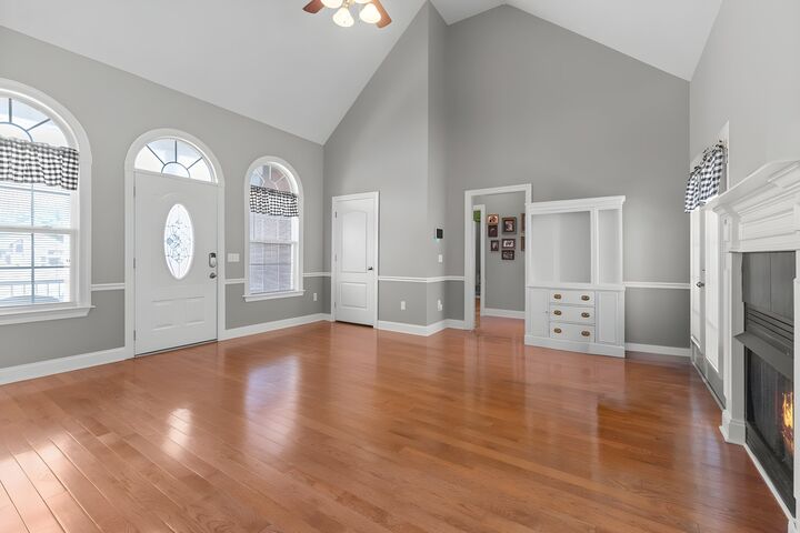Property Photo:  103 Canary Ln  TN 37160 