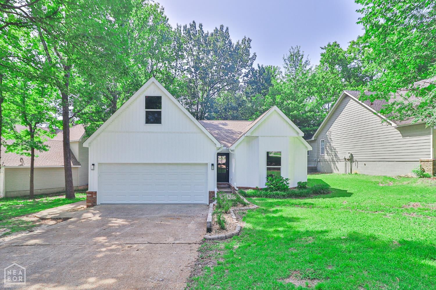 Property Photo: 1207 Hunters Run Cove AR 72401