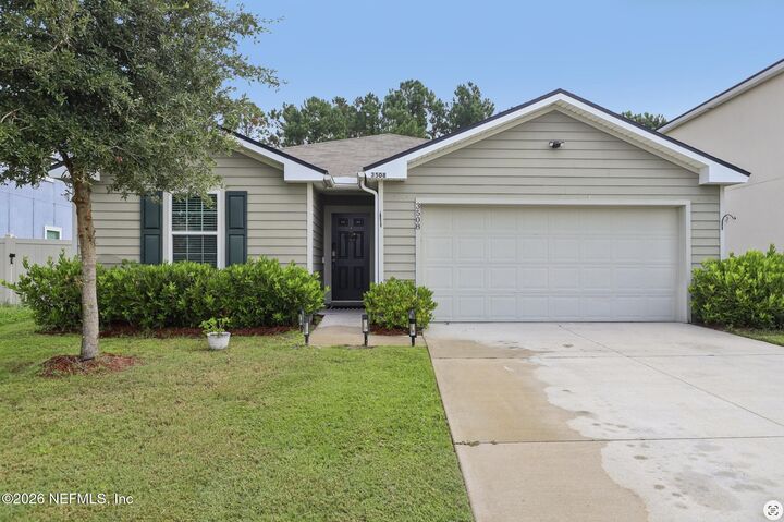 Property Photo: 3508 Lawton Place FL 32043