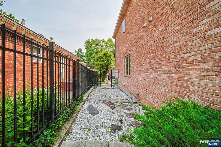 Property Photo: 290 McCloud Drive NJ 07024
