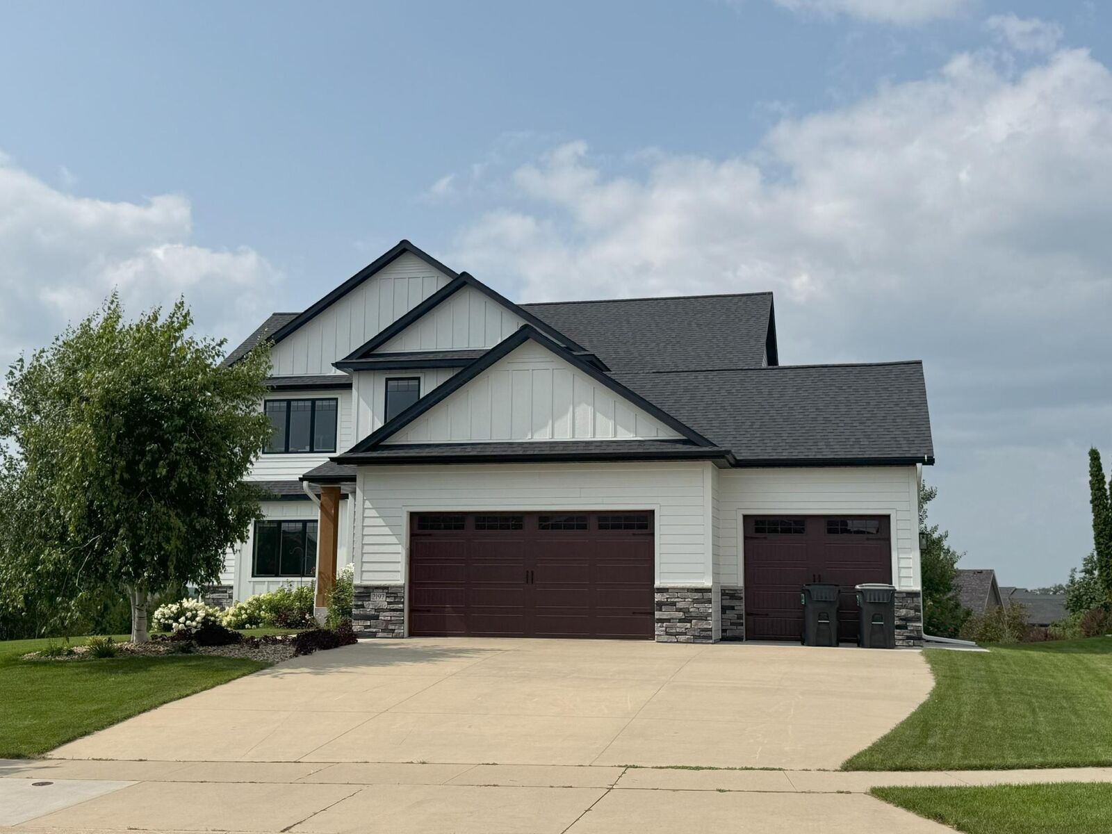 Property Photo:  2197 Weston Place SW  MN 55902 