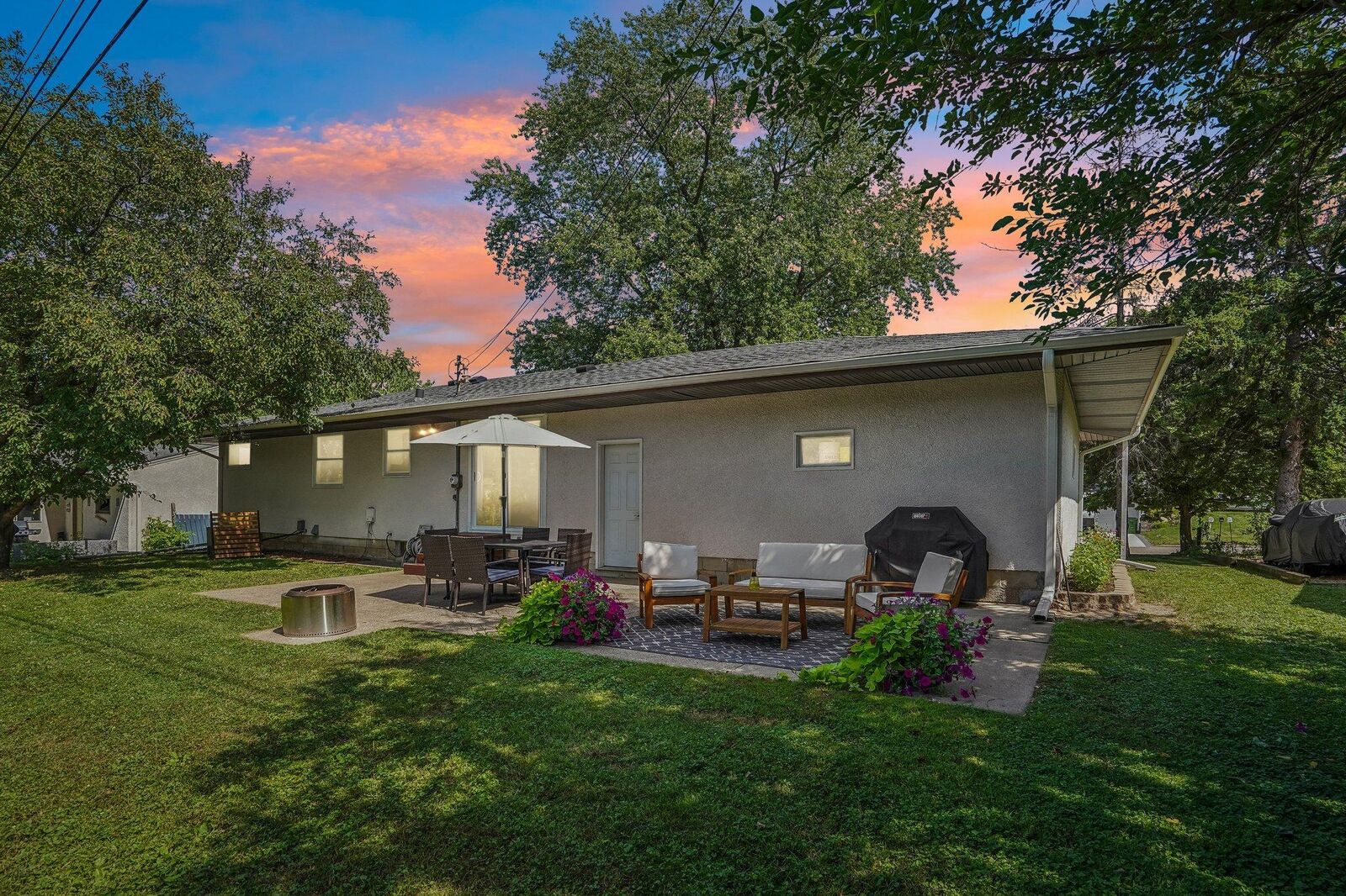 Property Photo: 681 Terrace Drive MN 55113