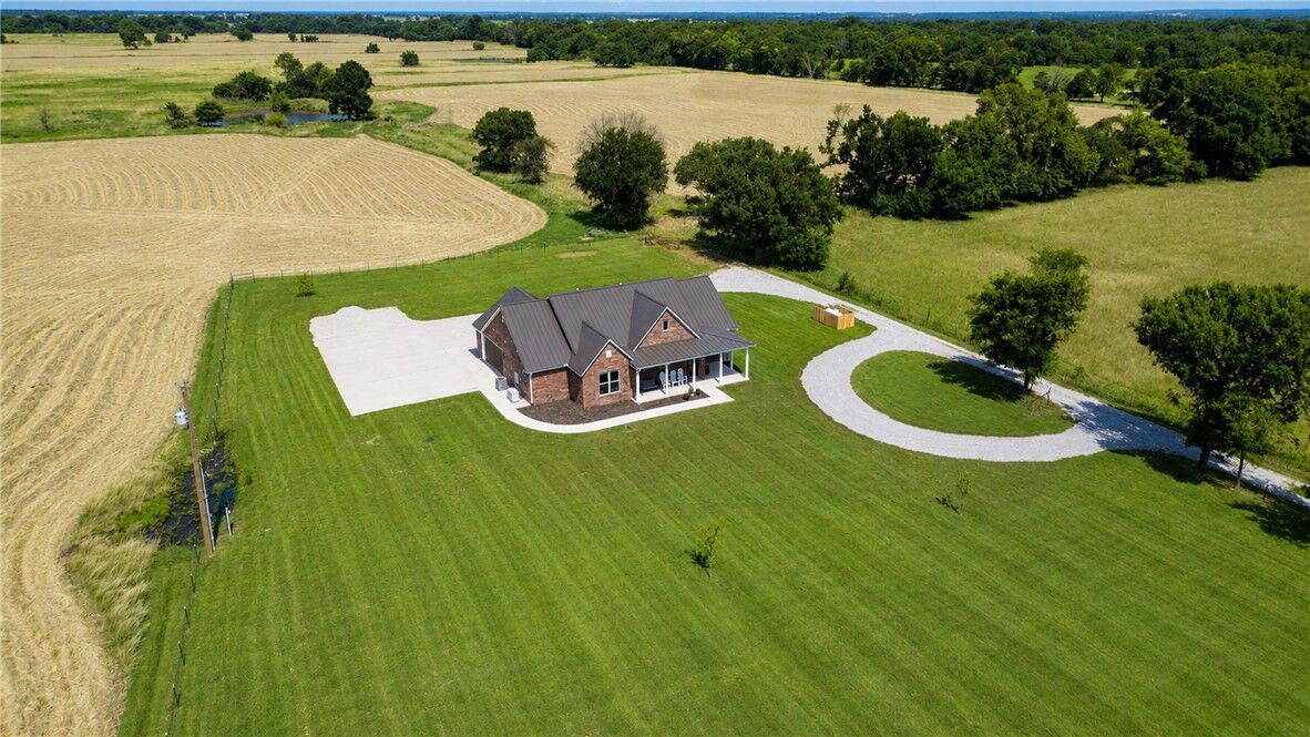 Property Photo:  10101 Highway 43  AR 72747 