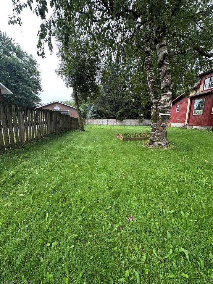 Property Photo: 554 Main Street E ON N0G 2P0