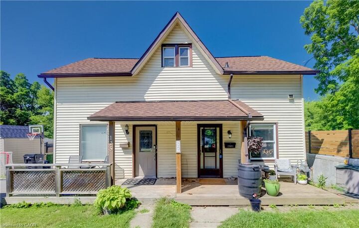Property Photo: 127 Henderson Street ON N3C 2G3