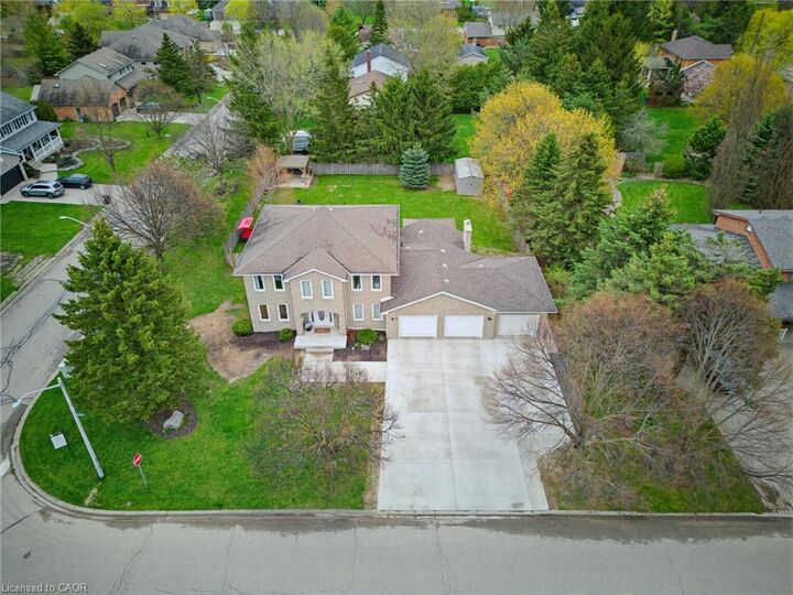 Property Photo: 15 Danube Drive ON N0B 2M1