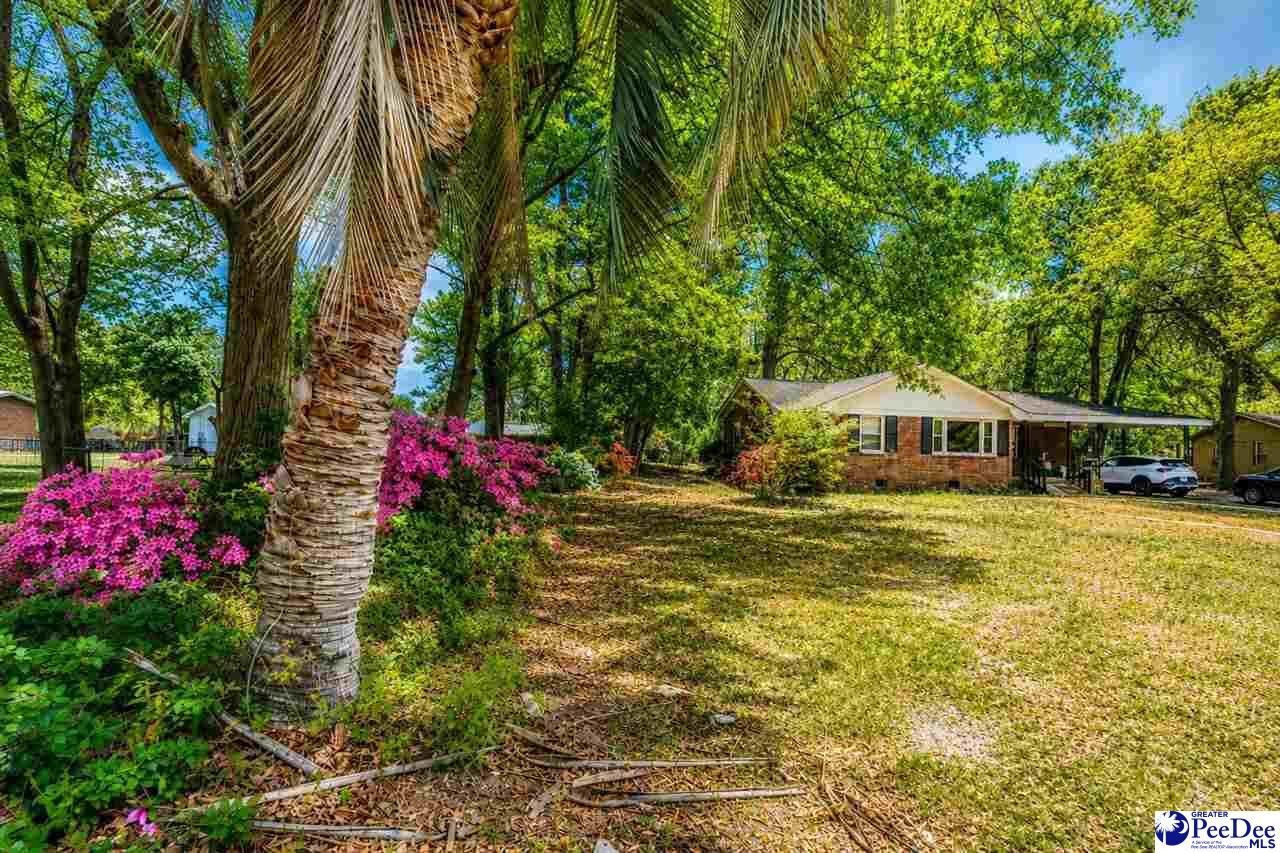 Property Photo: 2604 E Spring Street SC 29505-6837