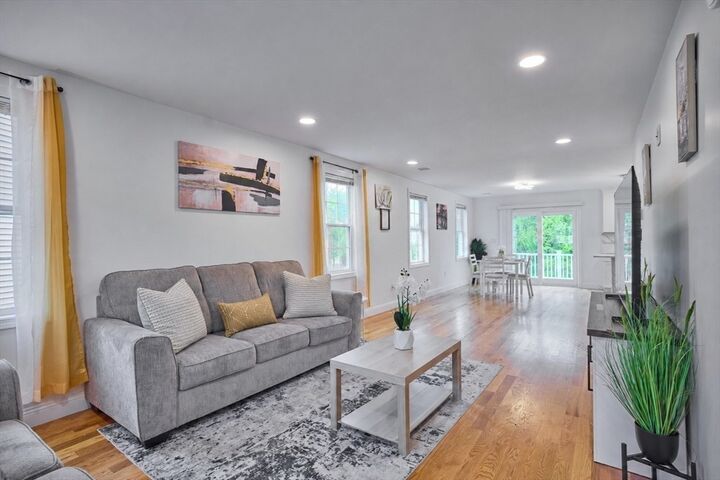 Property Photo:  43 Toscano Way 43  MA 02368 