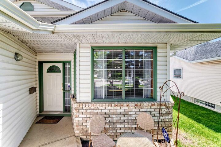 Property Photo: 11444 Coventry Boulevard NE AB T3K 4B1