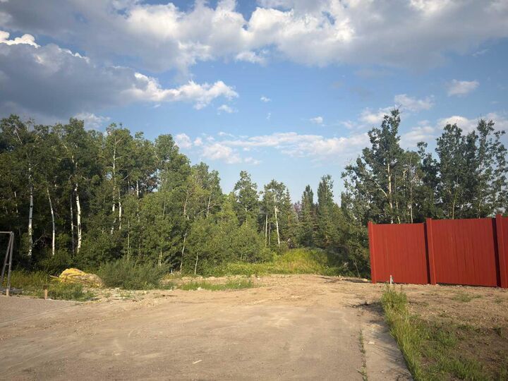 Property Photo: 3654 85 Street SW AB T3H 4C4