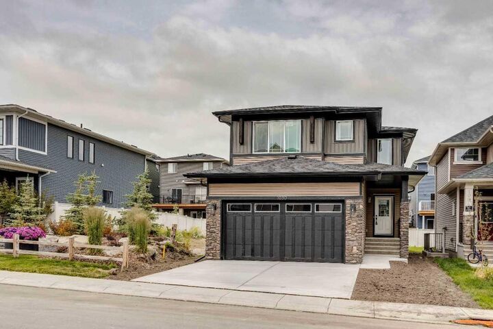 Property Photo: 1030 Bayview Crescent SW AB T4B 5N8