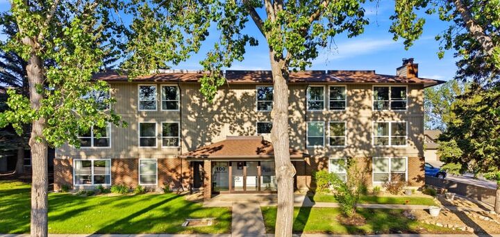 Property Photo: 860 Midridge Drive SE 122 AB T2X 1K1