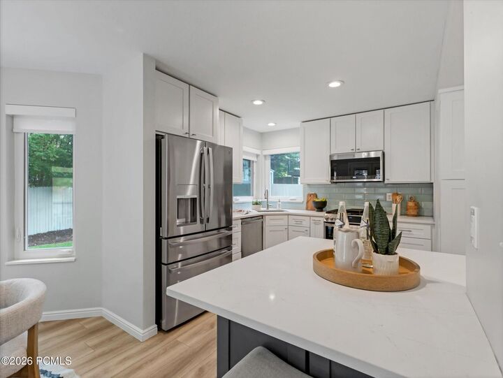 Property Photo:  7947 Springshire Drive  UT 84098 