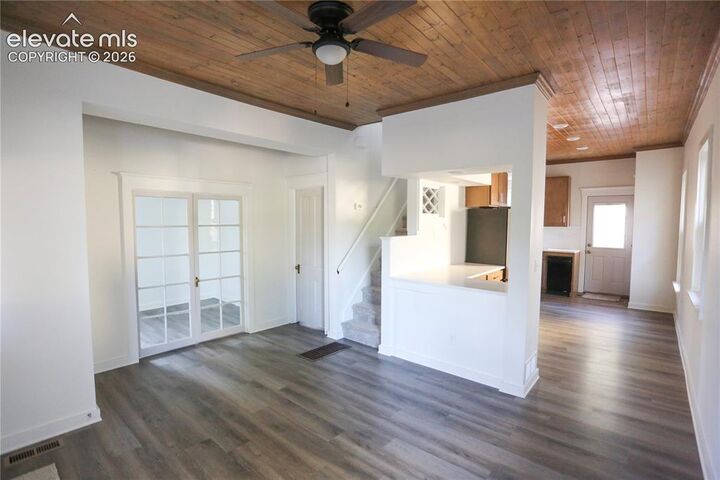 Property Photo: 620 E Cache La Poudre Street CO 80903