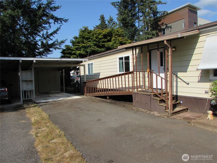 Property Photo:  11424  36th Drive NE 97  WA 98271 