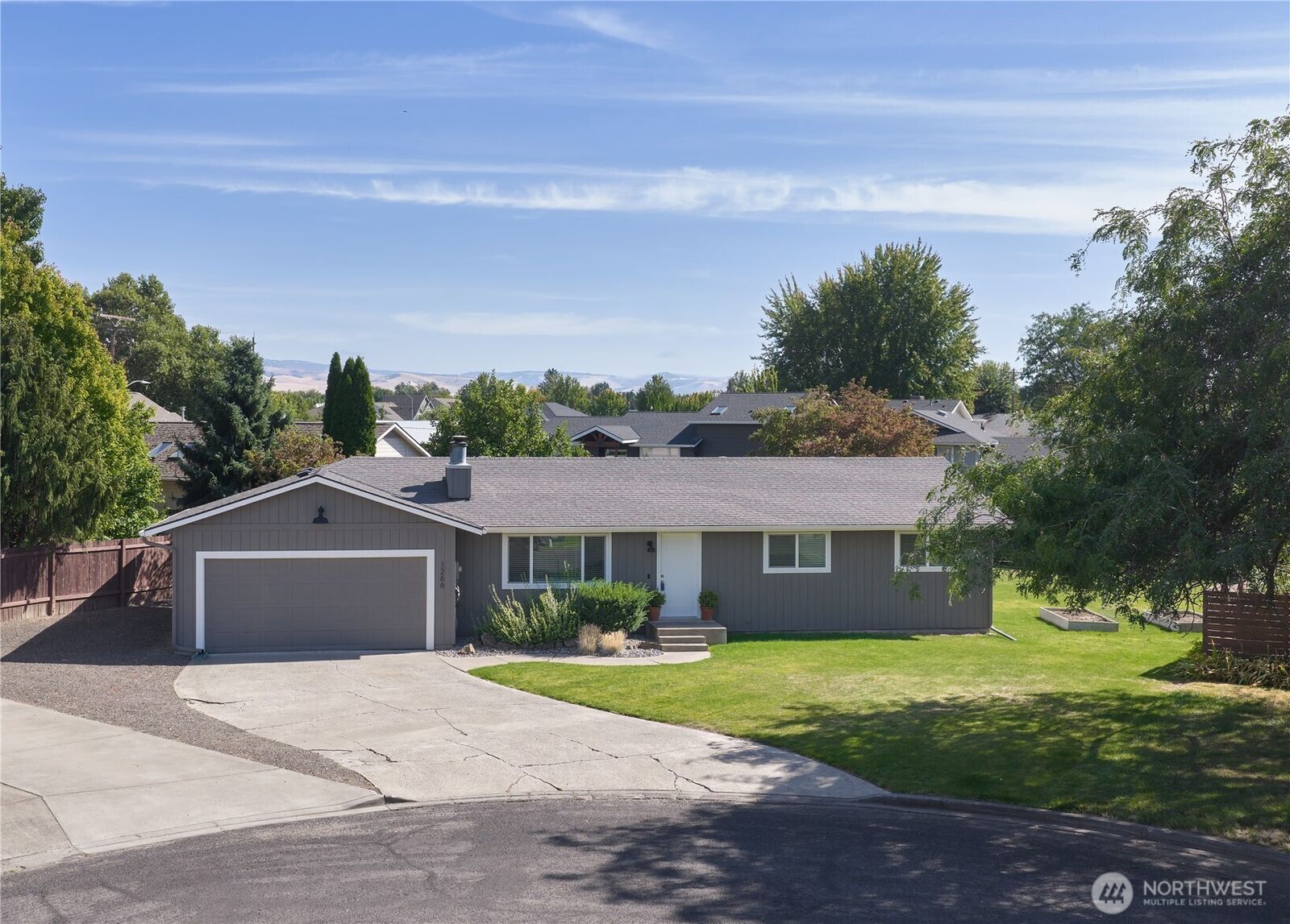 Property Photo:  1266 SE Independence Drive  WA 99324 