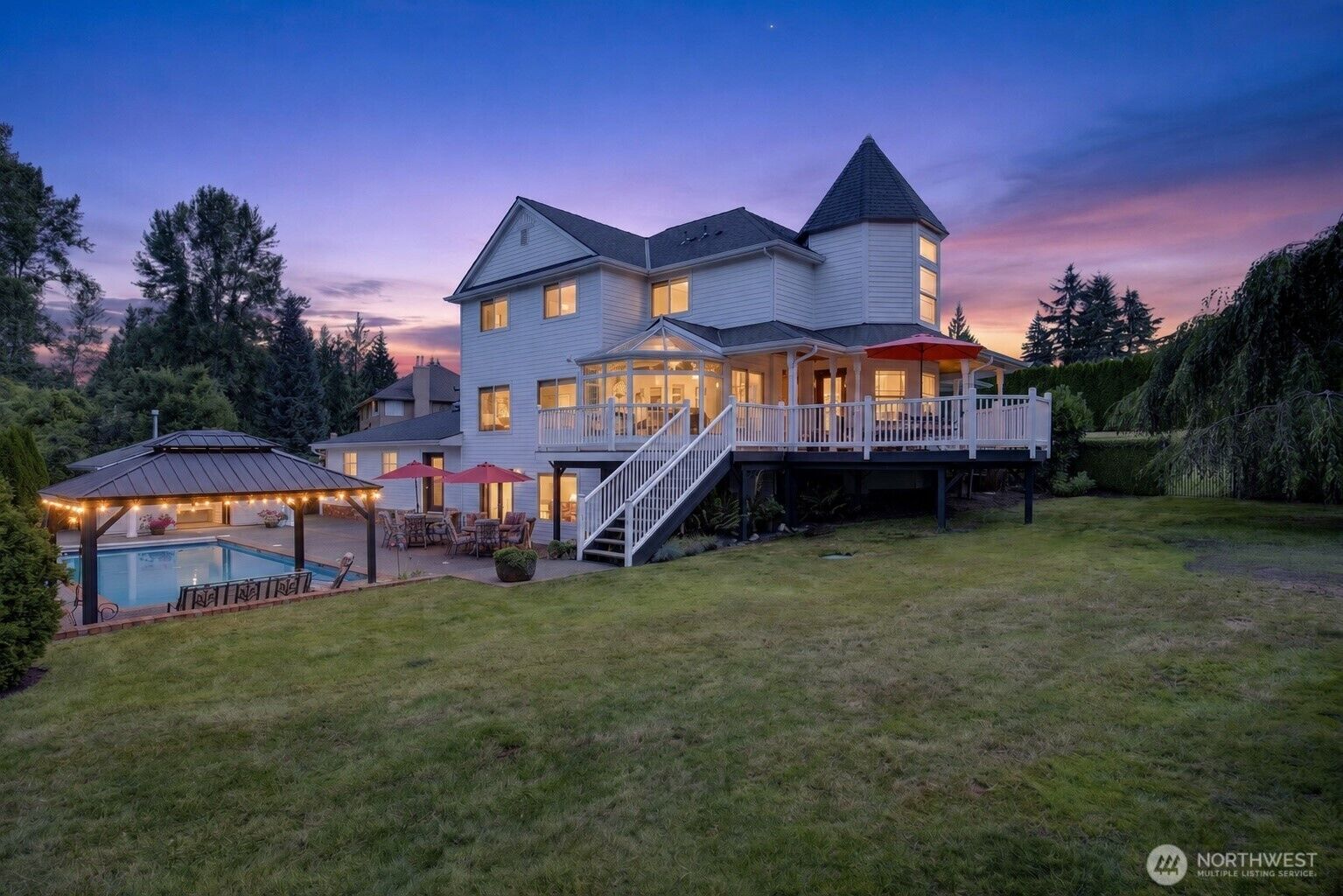 Property Photo:  5822  Northridge Drive  WA 98290 