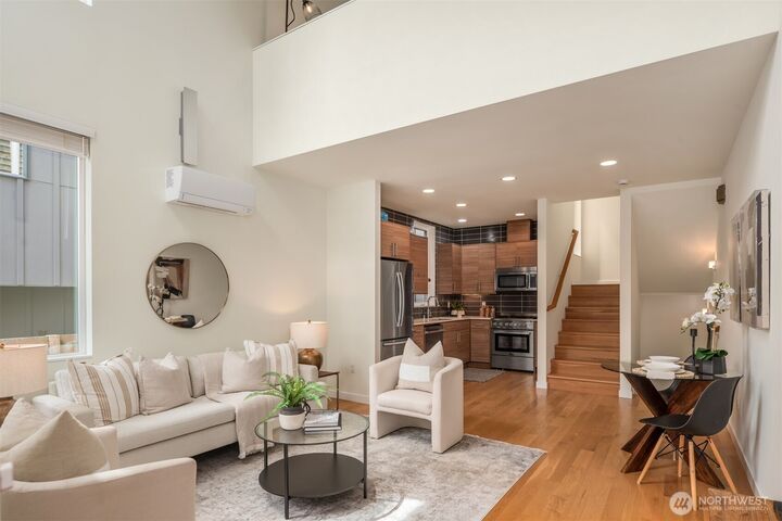 Property Photo: 3924 Linden Avenue N E WA 98103