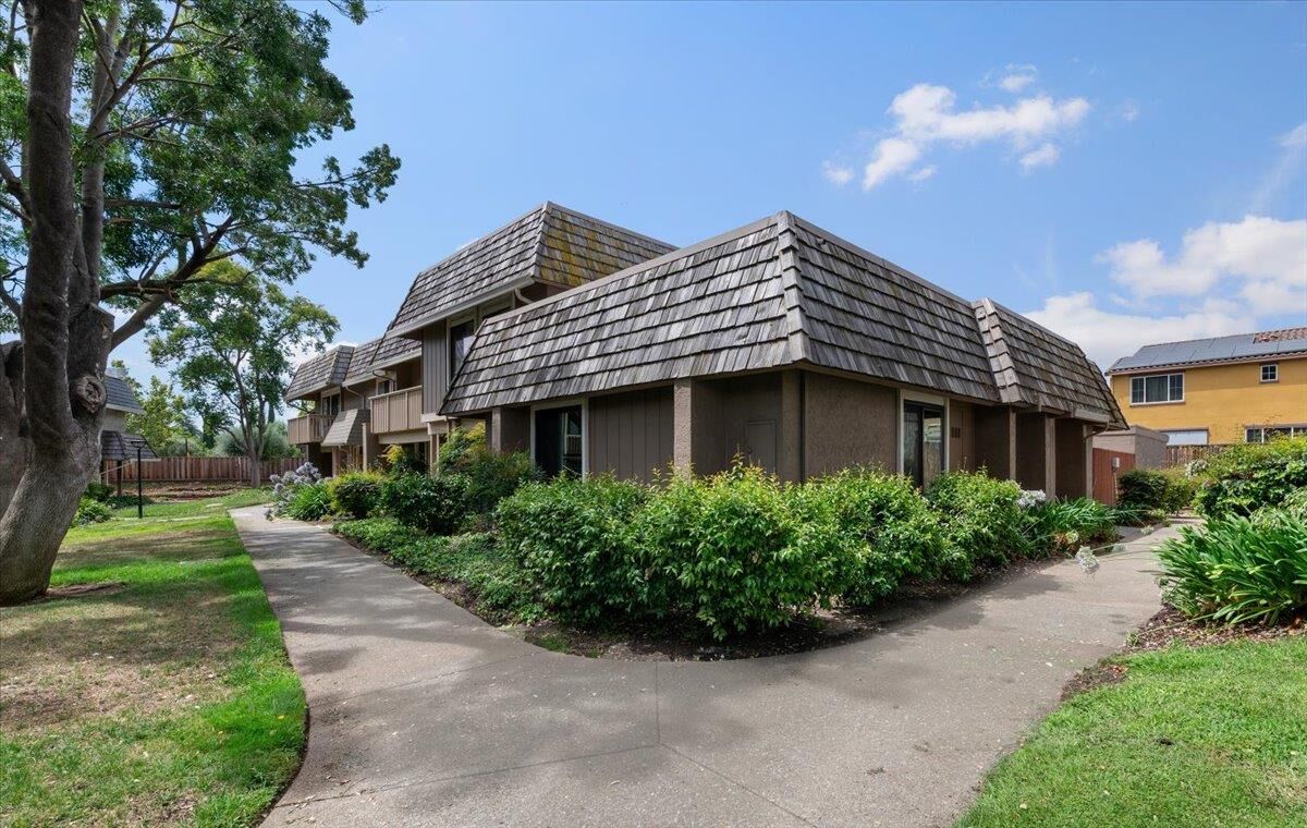 Property Photo: 4740 Clear River Court CA 95136
