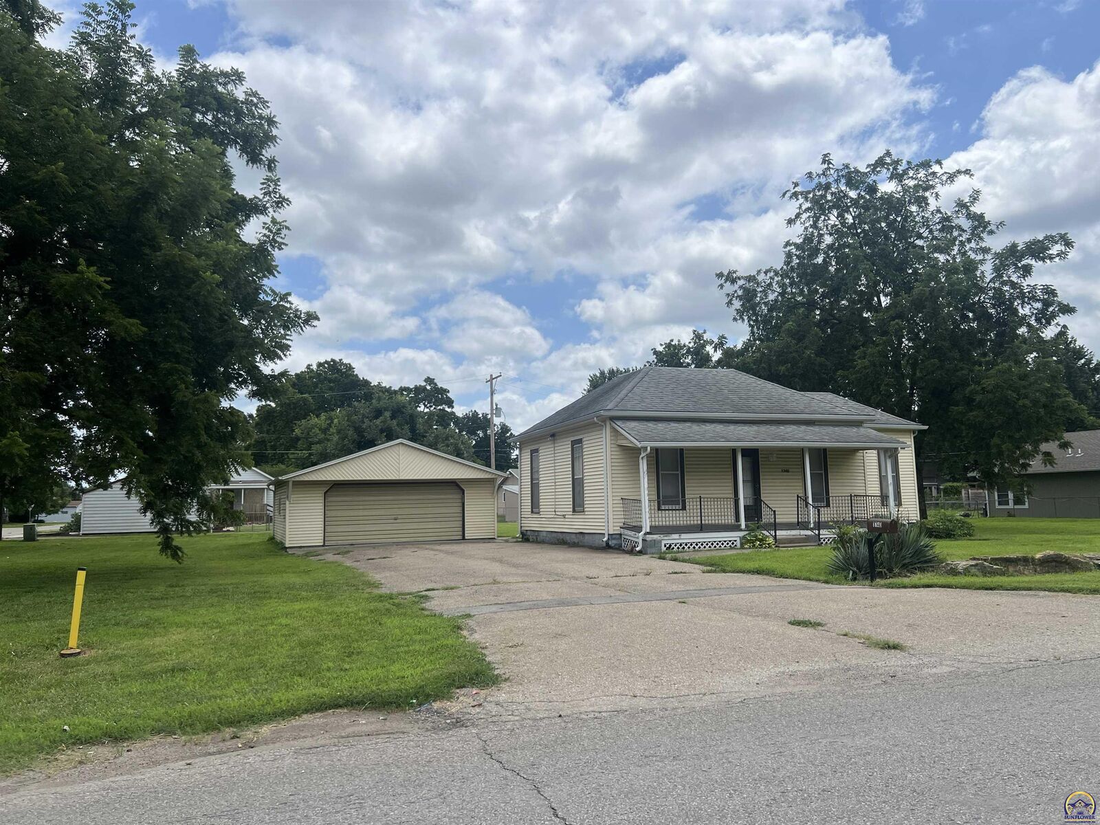 Property Photo: 1740 NW Taylor St KS 66608