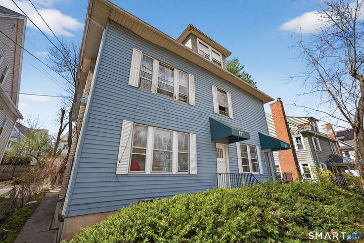 Property Photo:  187 Whitney Street A2  CT 06105 