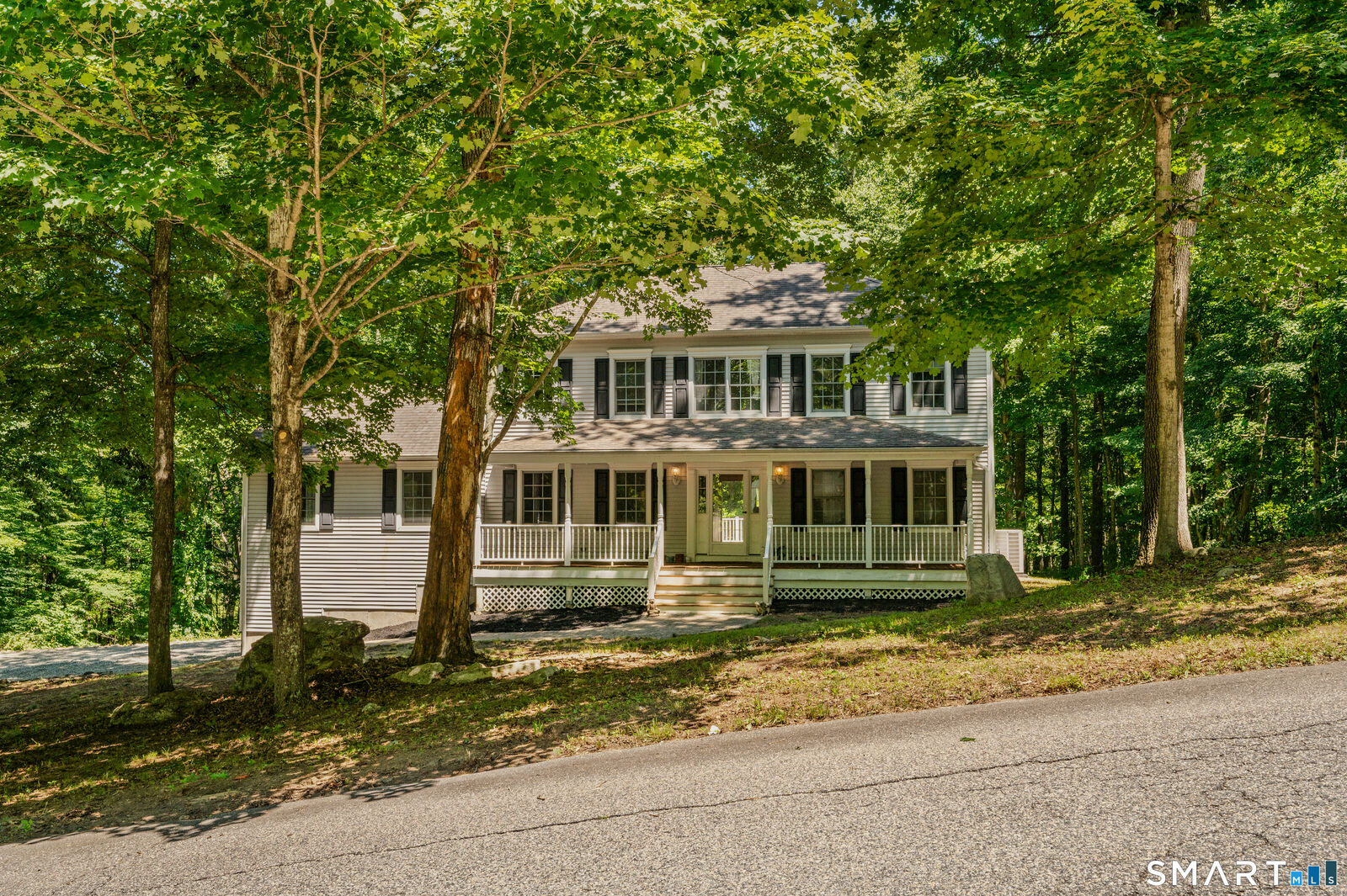 Property Photo:  4 Sanfords Bridge  CT 06423 