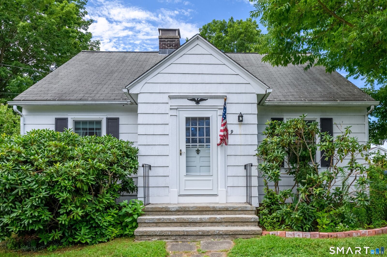 Property Photo: 9 Maple Avenue CT 06403