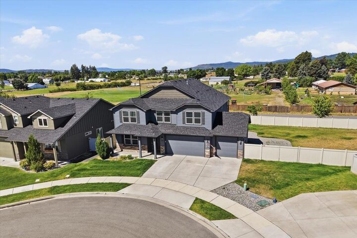 Property Photo: 4026 N Arrowleaf Loop ID 83854