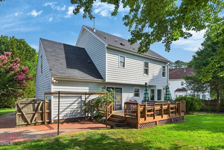 Property Photo: 2408 Cookshire Drive NC 27604