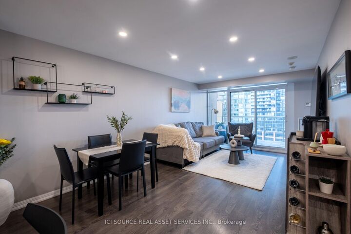 Property Photo:  125 Western Battery Road 1109  ON M6K 3R8 