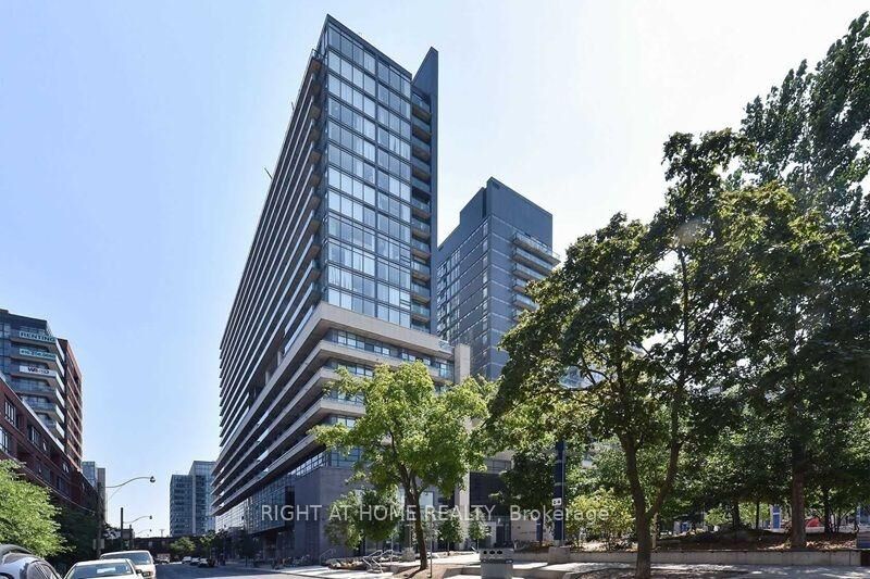 Property Photo: 36 Lisgar Street 812W ON M6J 0C7