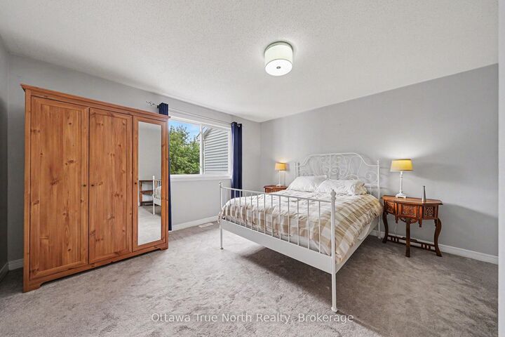 Property Photo: 78 Redpath Drive ON K2G 6E3