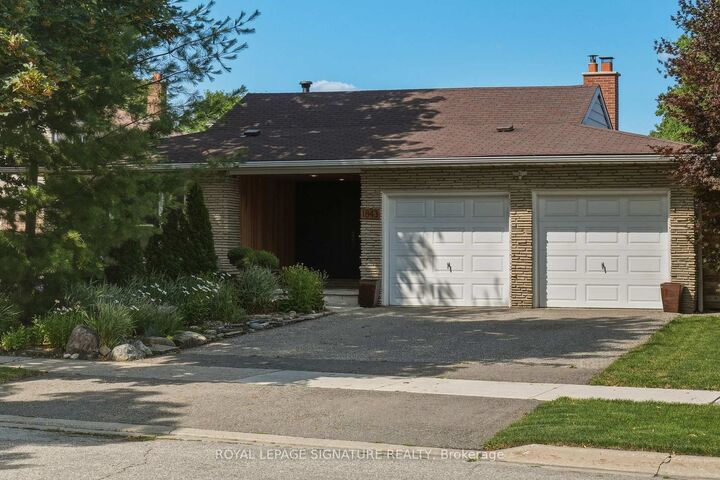 Property Photo: 1843 Stonepath Crescent ON L4X 1Y1