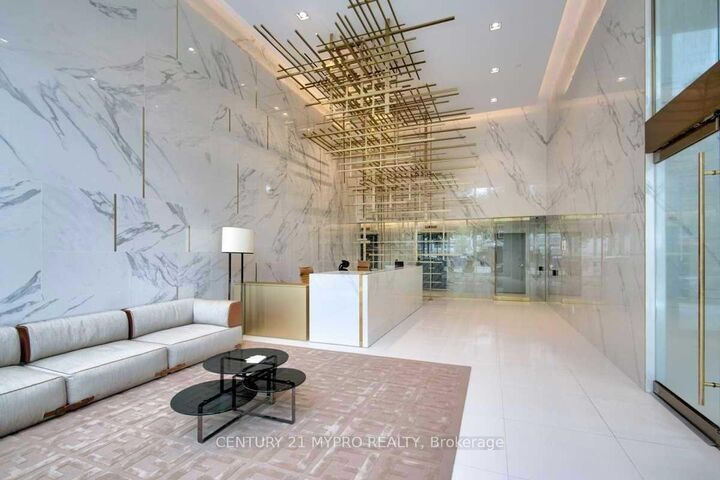 Property Photo: 85 Wood Street 525 ON M4Y 0E8