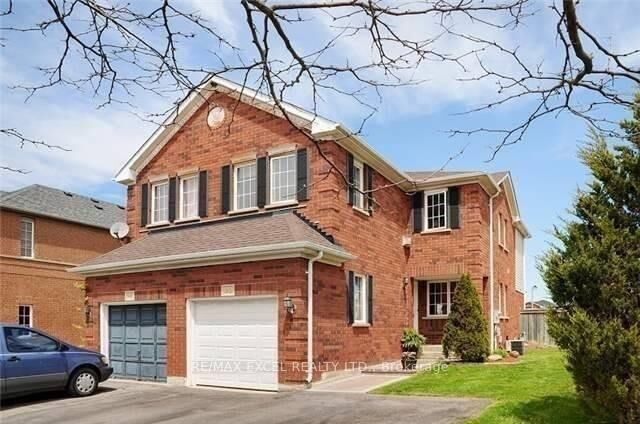 Property Photo: 95 Bunchberry Way ON L6R 2E8